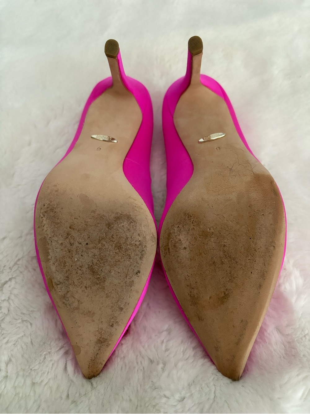 Badgley Mischka Cher Hot Pink Fuchsia Satin Crystal Buckle Pumps Heels Size 9 - Picture 8 of 8